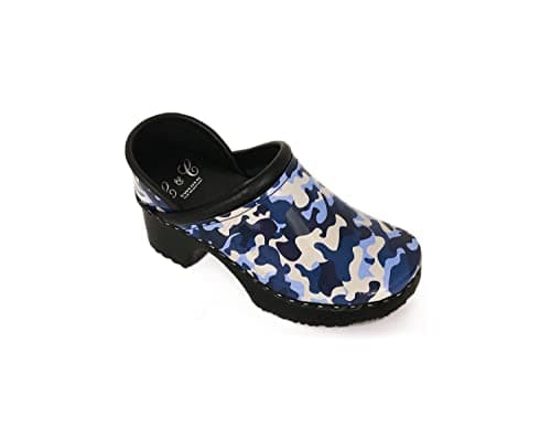 Women's Nursing Clogs