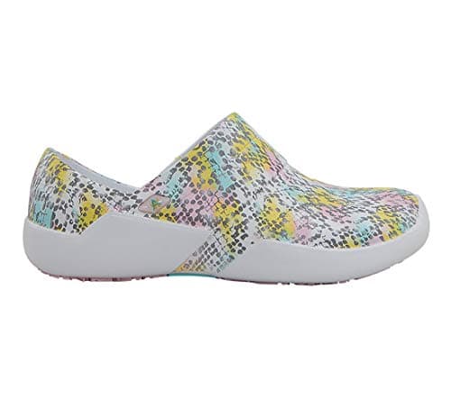 Anywear Journey Unisex Injected Molded EVA Slip-On Shoes