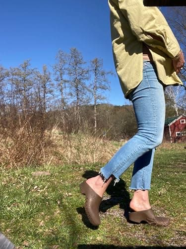 Autoclavable Clogs with Upper Ventilation, Made in Italy, Non Slip Nursing Shoes, Eco Friendly Rubber